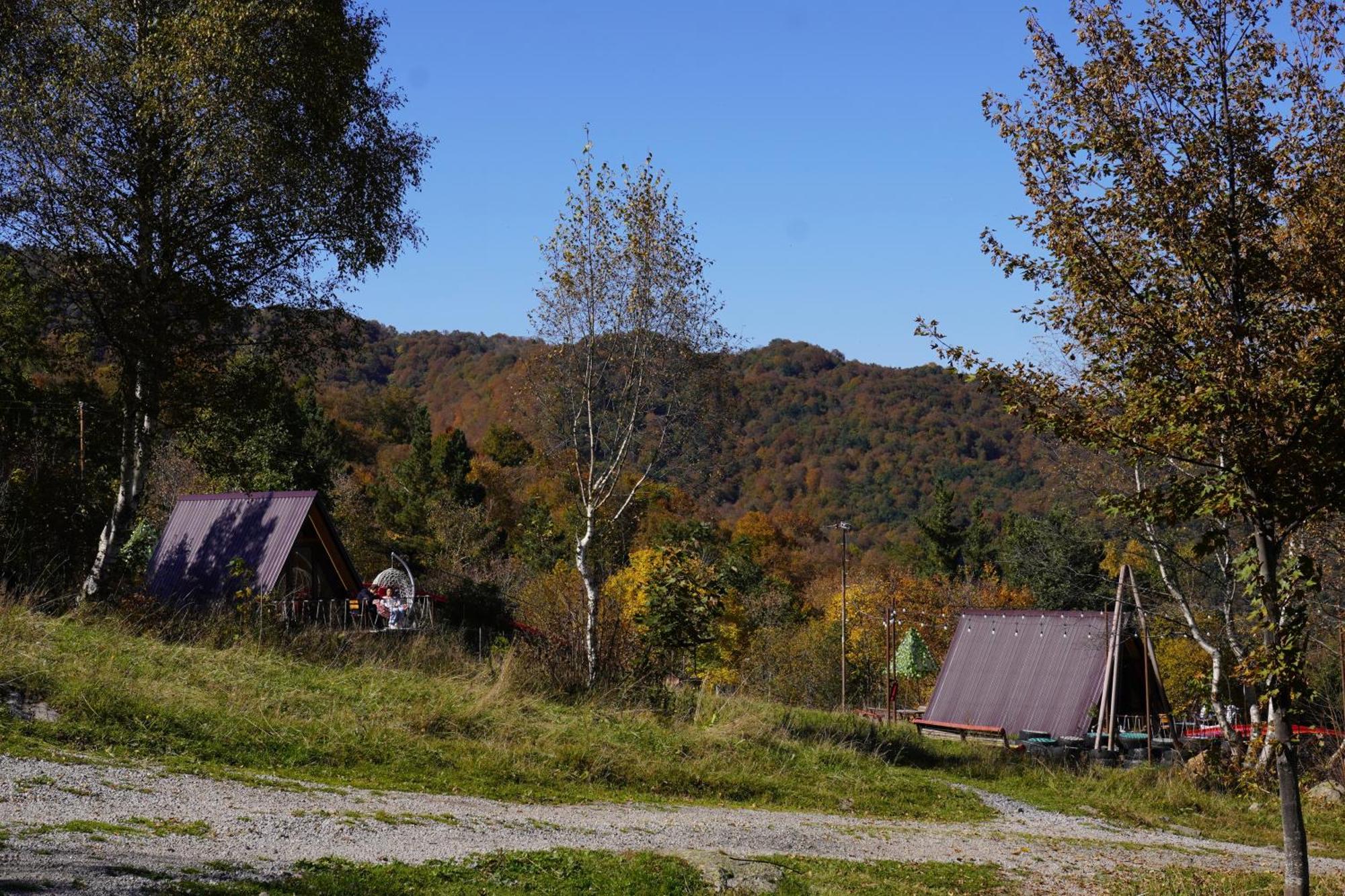فيلا Glamping Wolf Mount Margahovit المظهر الخارجي الصورة