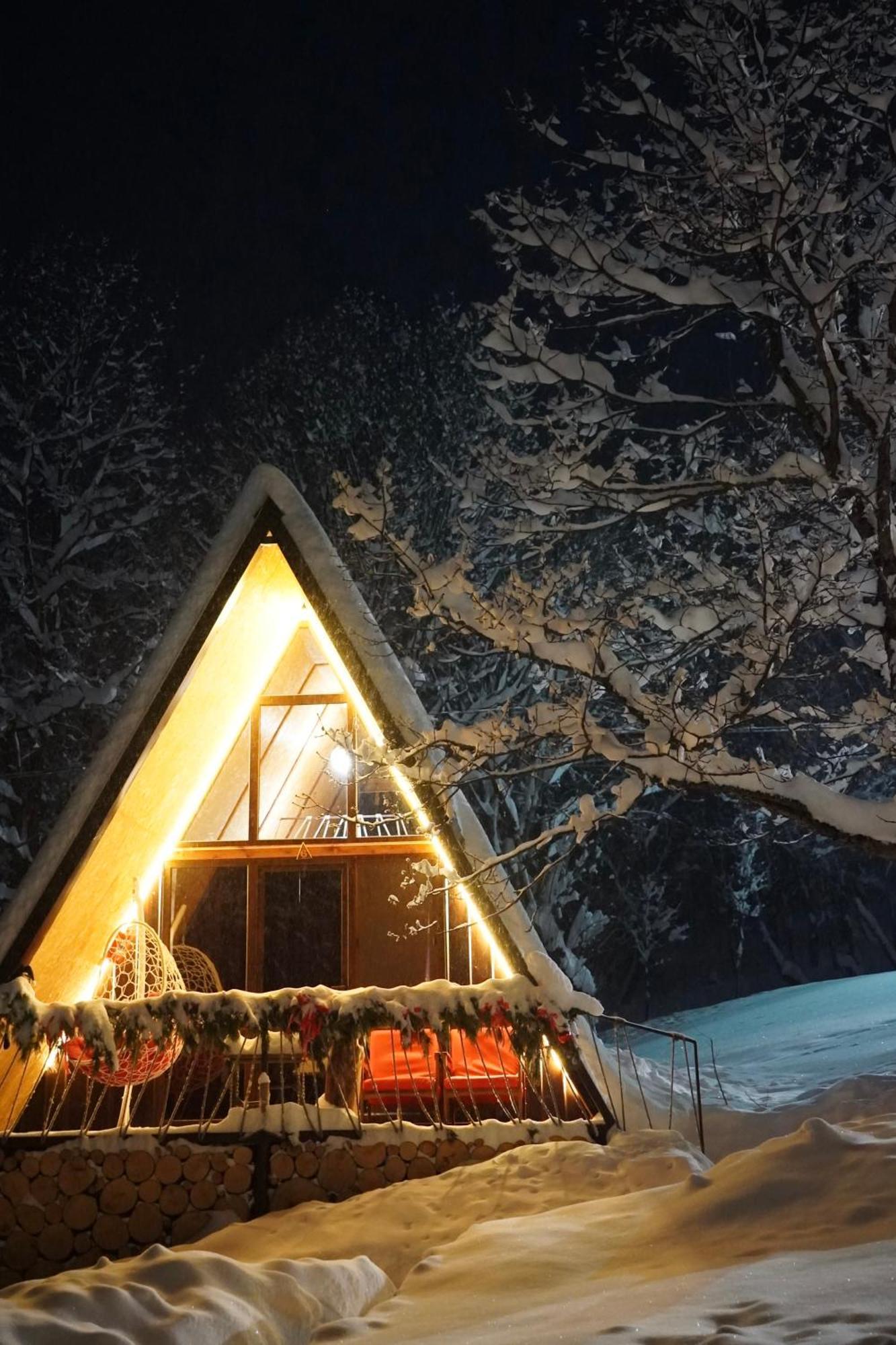 فيلا Glamping Wolf Mount Margahovit المظهر الخارجي الصورة